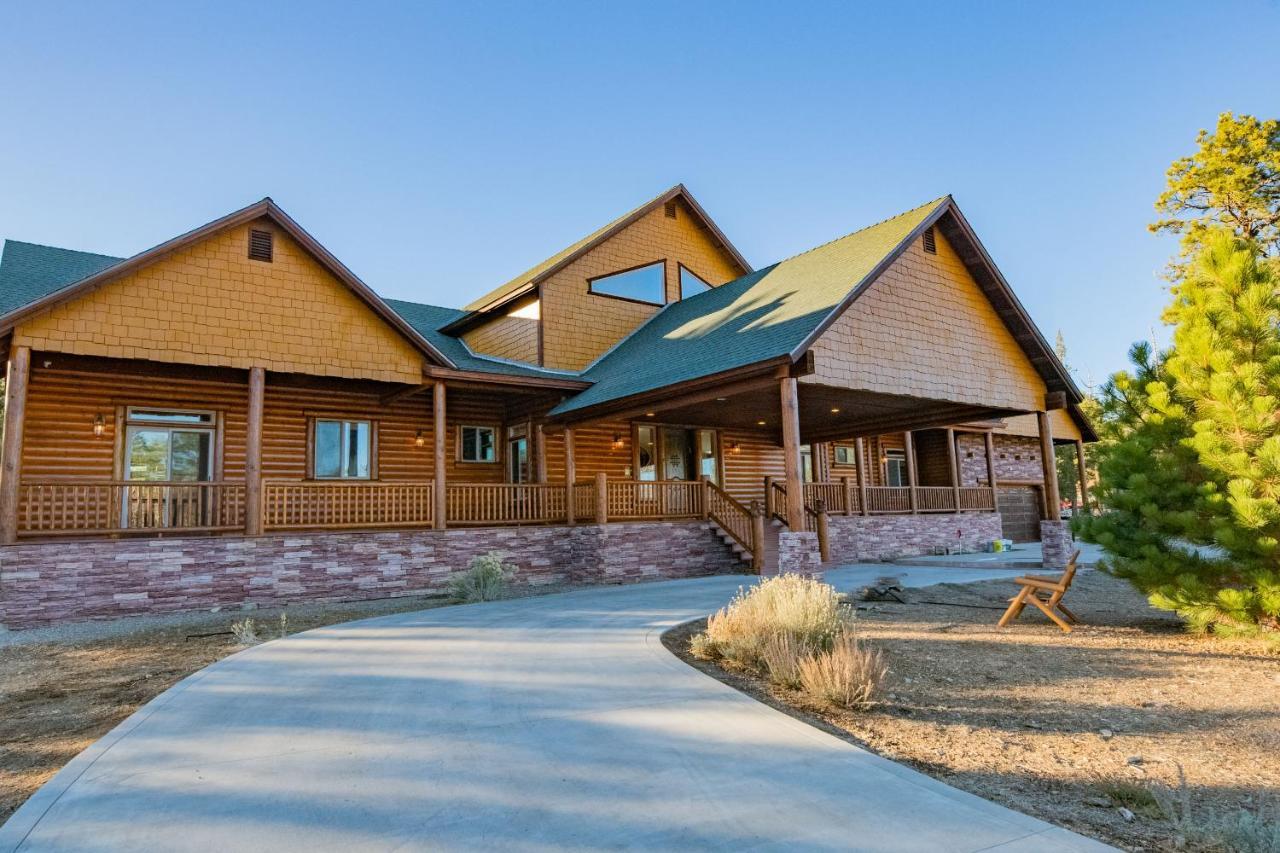 Meadowbrook Estates Ranch - Great Location, Great Lodge, Great Experience! Hot Tub And More! Big Bear City Kültér fotó