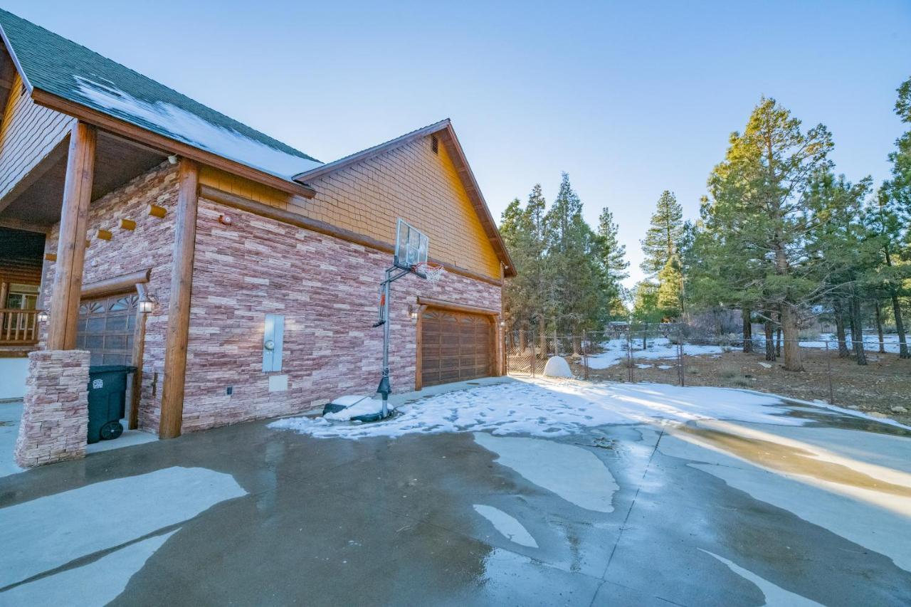 Meadowbrook Estates Ranch - Great Location, Great Lodge, Great Experience! Hot Tub And More! Big Bear City Kültér fotó