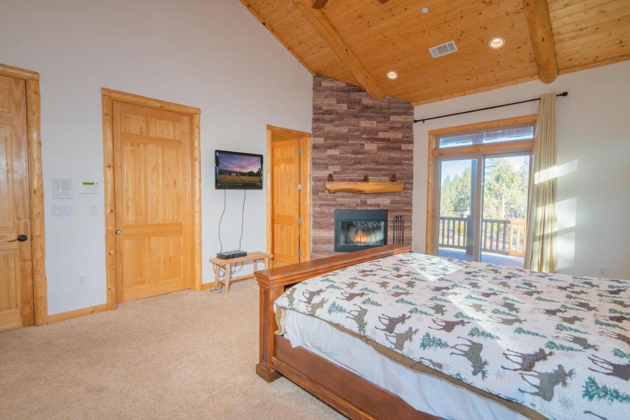 Meadowbrook Estates Ranch - Great Location, Great Lodge, Great Experience! Hot Tub And More! Big Bear City Kültér fotó